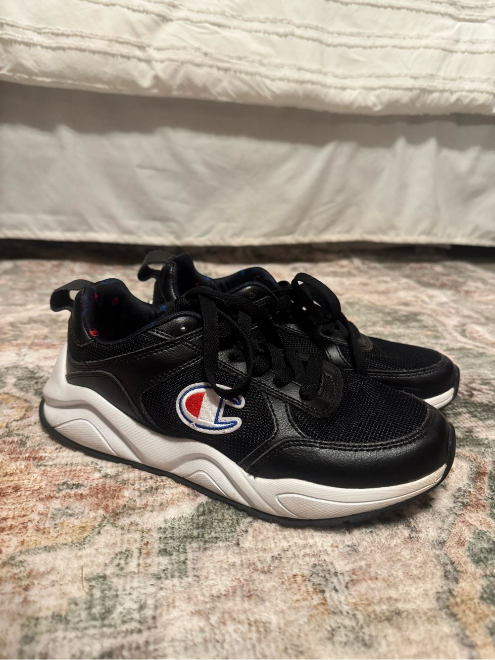 Champion Women's Black and White Sneakers